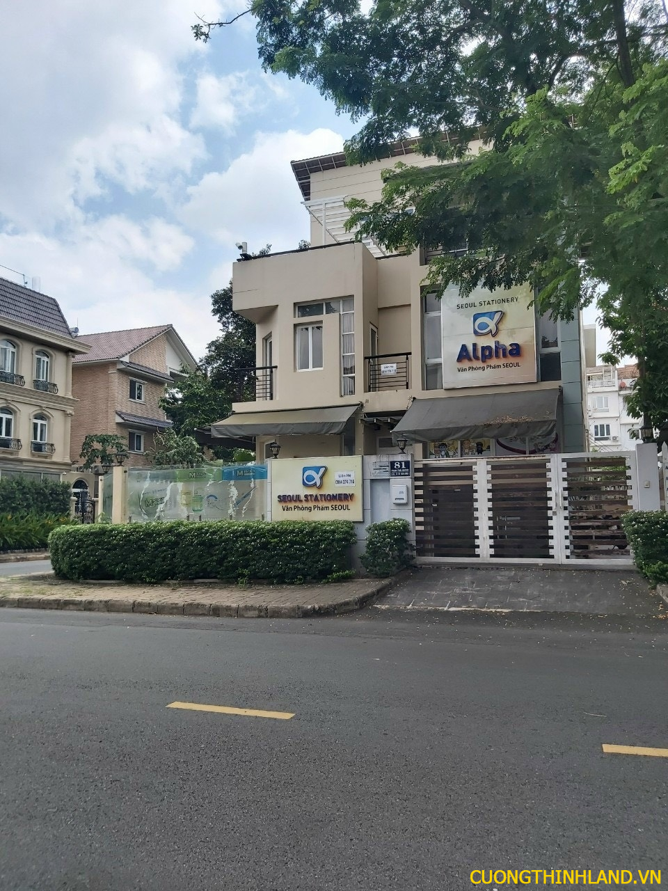 Bán biệt thự đơn lập góc 2MT đường Phạm Thái Bường - Phú Mỹ Hưng