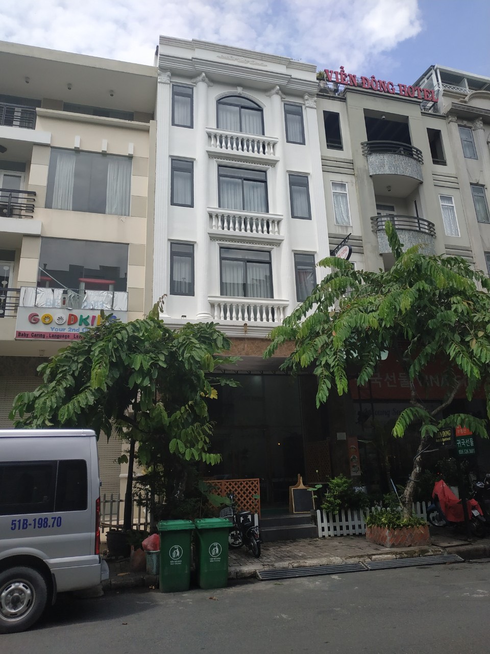 Nhà phố Hưng Phước, giá tốt nhất thị trường vị trí sát bên Sky Garden giá chỉ 25.5 tỷ