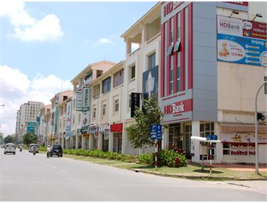 Bán nhà phố mặt tiền Nguyễn Văn Linh, khu Mỹ Toàn Phú Mỹ Hưng, giá 13.7 tỷ